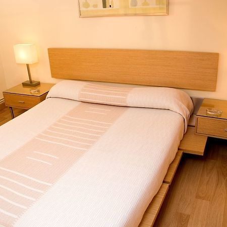 Apartamentos Alos Барселона Екстер'єр фото