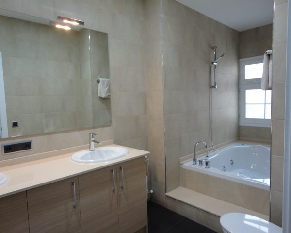 Apartamentos Alos Барселона Екстер'єр фото