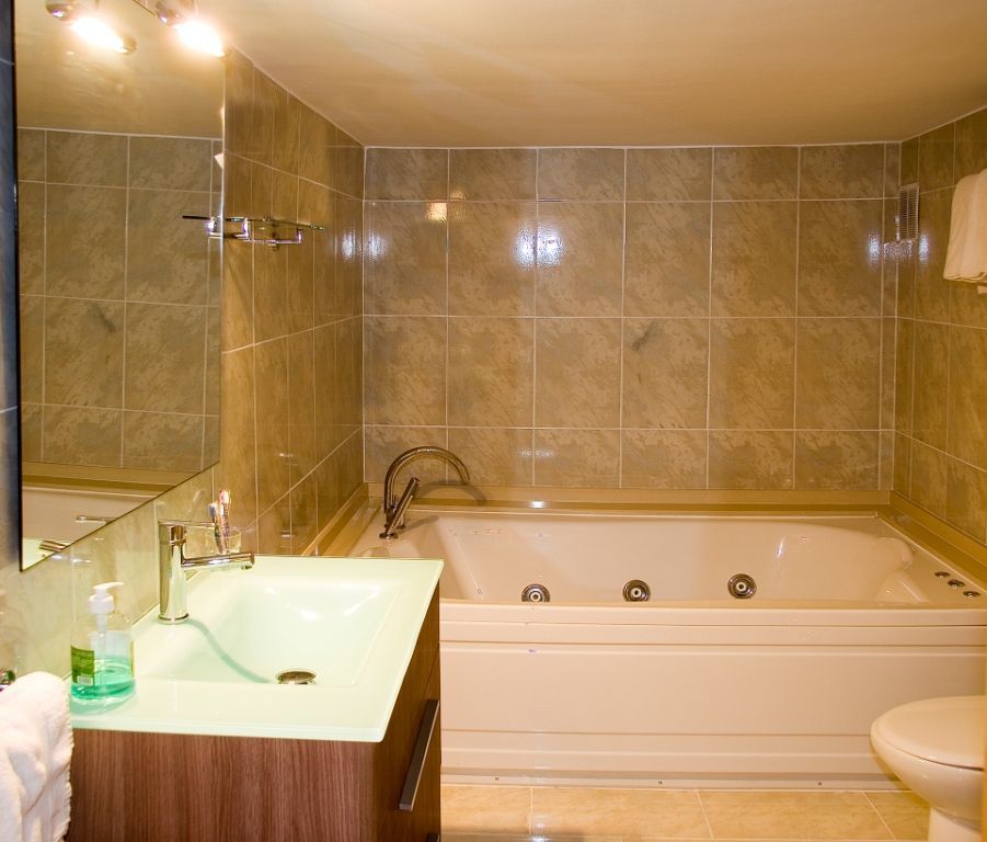 Apartamentos Alos Барселона Екстер'єр фото