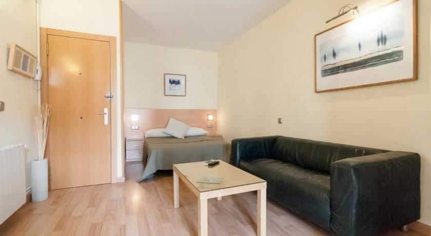 Apartamentos Alos Барселона Екстер'єр фото