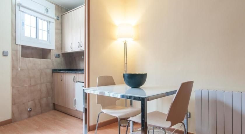 Apartamentos Alos Барселона Екстер'єр фото