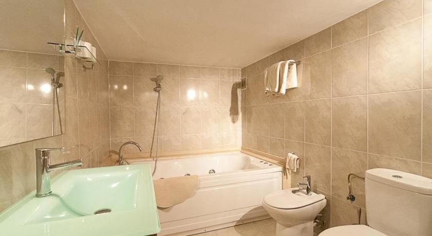Apartamentos Alos Барселона Екстер'єр фото