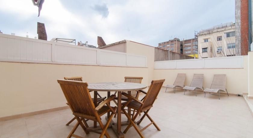 Apartamentos Alos Барселона Екстер'єр фото